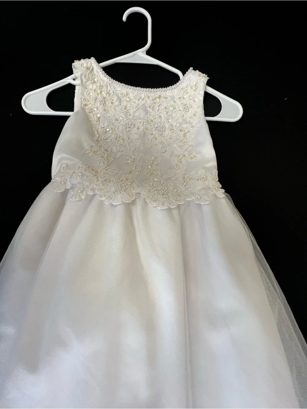 LADY ELEANOR SIZE 5 FLOWER GIRL FLOOR LENGTH DRESS WITH BEADED BODICE  LIKE NEW
